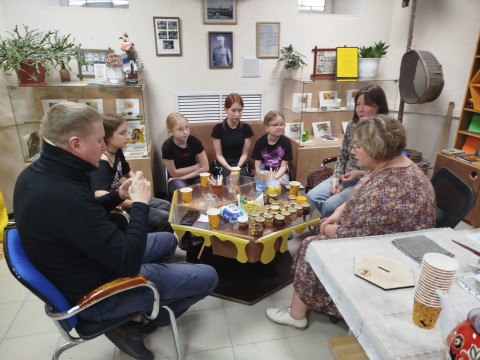  Невероятная встреча в нашем музее пчеловодства!